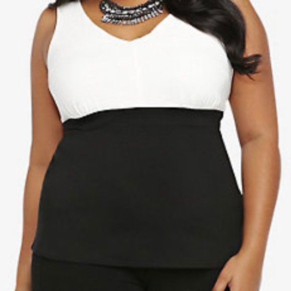 White and Black chiffon top - Picture 1 of 1